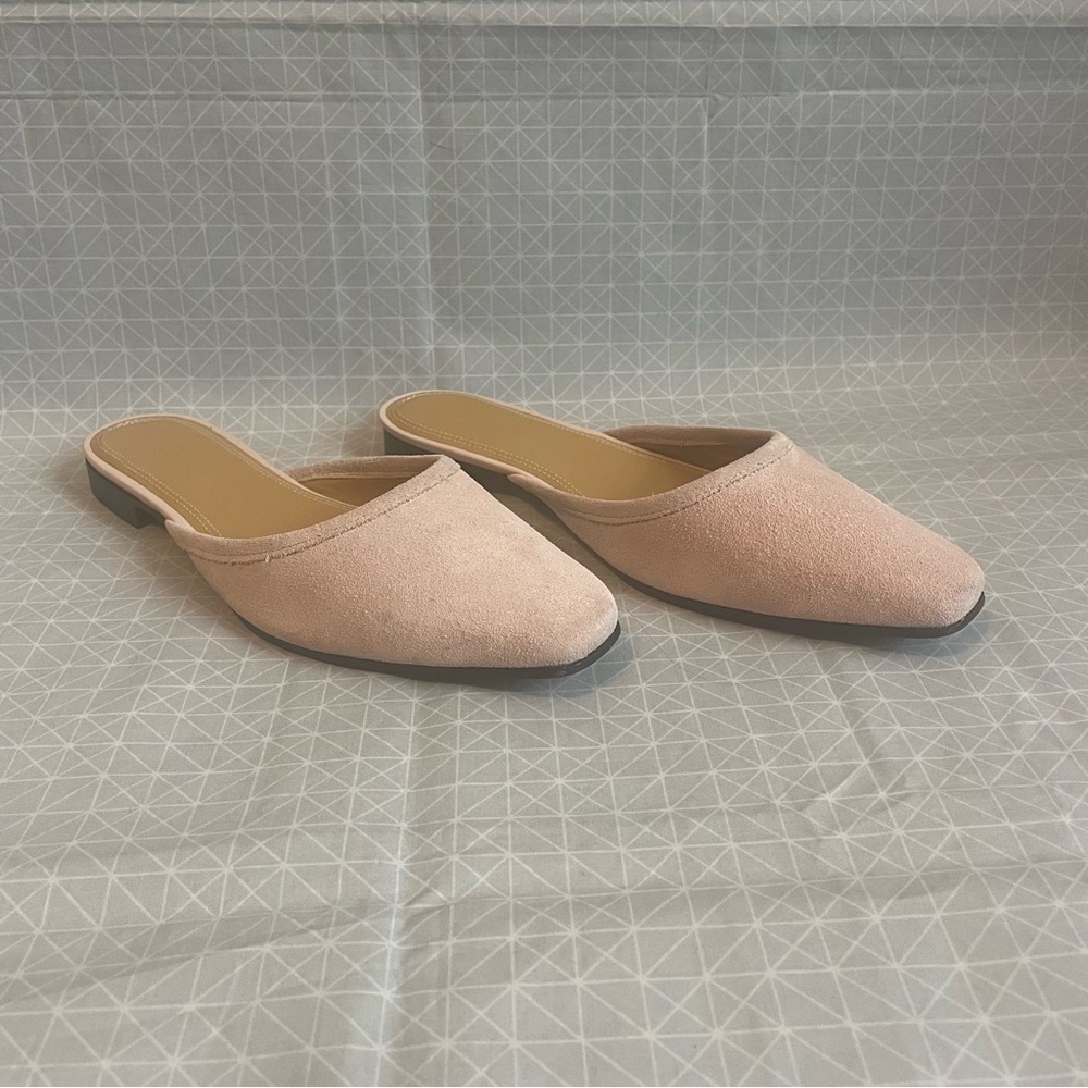 Jack Erwin Paz Mules in Quartz Suede 6.5